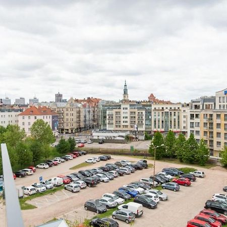 Pangsapuri studio 35 m² dengan 1 bilik mandi peribadi di Pusat Bandar Poznan Luaran gambar