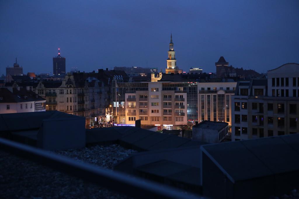 Pangsapuri studio 35 m² dengan 1 bilik mandi peribadi di Pusat Bandar Poznan Luaran gambar