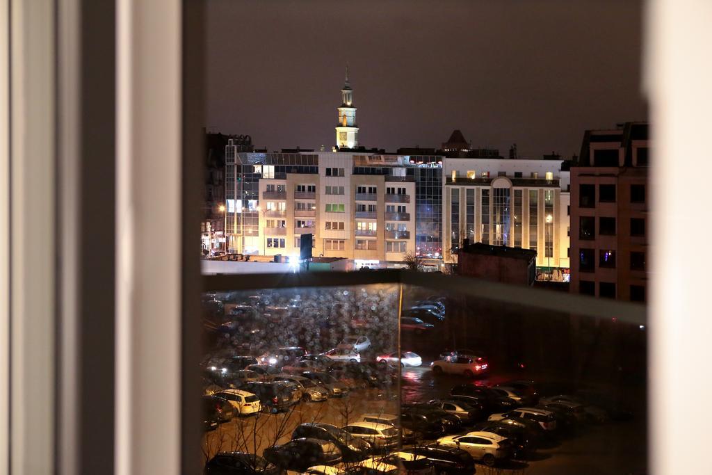 Pangsapuri studio 35 m² dengan 1 bilik mandi peribadi di Pusat Bandar Poznan Luaran gambar