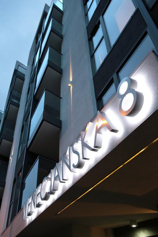 Pangsapuri studio 35 m² dengan 1 bilik mandi peribadi di Pusat Bandar Poznan Luaran gambar
