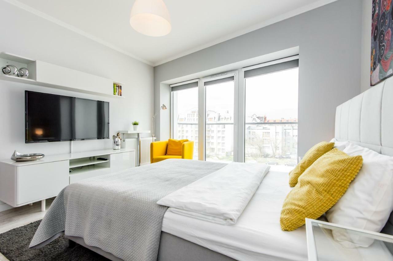 Pangsapuri studio 35 m² dengan 1 bilik mandi peribadi di Pusat Bandar Poznan Luaran gambar